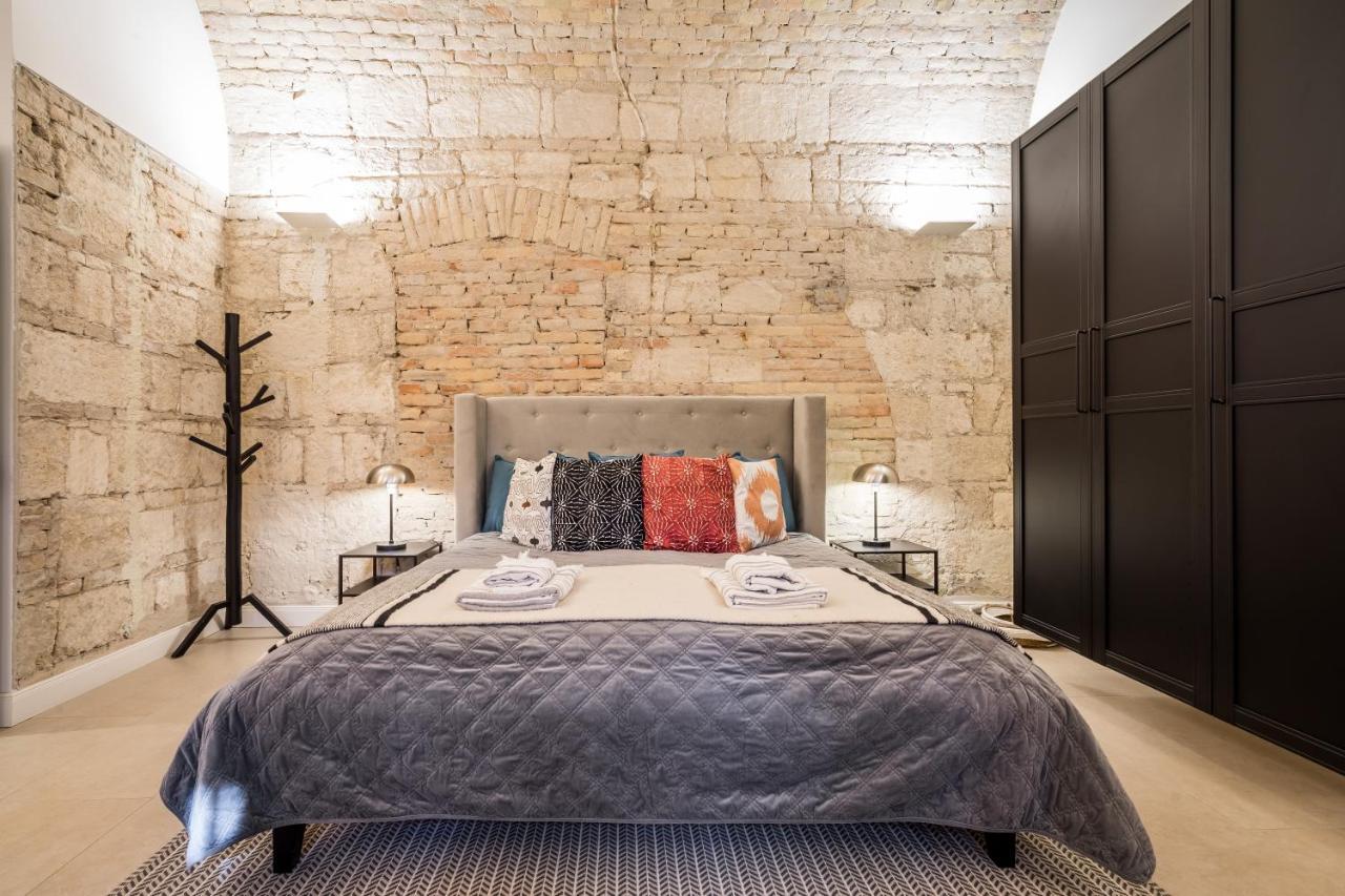 Urban Stable Luxury Apartments Budapest Ngoại thất bức ảnh